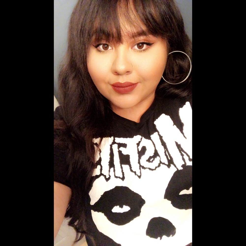 Meet your Posher, Alexxis